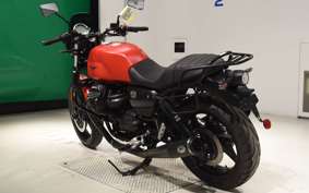 MOTO GUZZI V7ストーン 2023