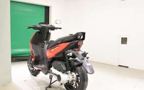 APRILIA SR125