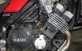 YAMAHA FZX750 2AK