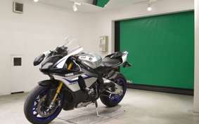 YAMAHA YZF-R1 M 2015