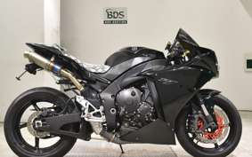 YAMAHA YZF-R1 2011