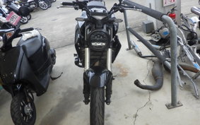 HONDA CB250R MC52