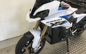 BMW S1000XR 2026 0P11