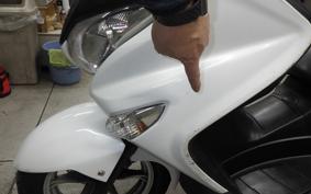 SUZUKI SKYWAVE 200 (Burgman 200)