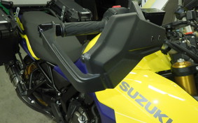 SUZUKI Vｽﾄﾛｰﾑ800DE 2024 EM1BA