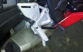 HONDA CBR650R E-Clutch 2025 RH17