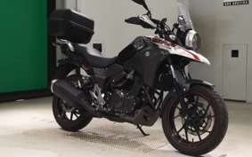 SUZUKI Vｽﾄﾛｰﾑ250A 1998
