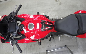 HONDA CBR650R E-Clutch 2025 RH17