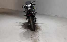 YAMAHA YZF-R25 RG10