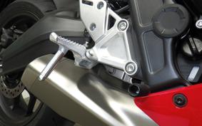 HONDA CBR650R E-Clutch 2025 RH17