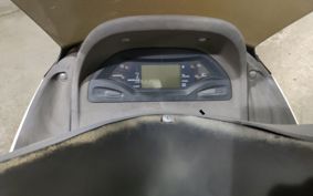 YAMAHA MAJESTY 125 SE27