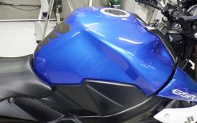 SUZUKI GSR750 A 2013 GR7NA