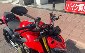 DUCATI STREET FIGHTER V4S 2023 1F00