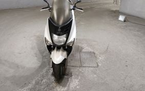 YAMAHA MAJESTY 125 SE27