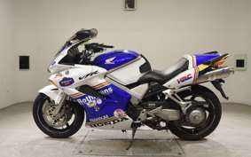 HONDA VFR800 2003 RC46