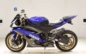 YAMAHA YZF-R6 2011
