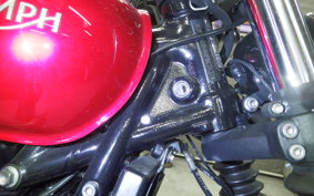 TRIUMPH BONNEVILLE BOBBER 2022