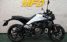 HUSQVARNA SVARTPILEN4 2024