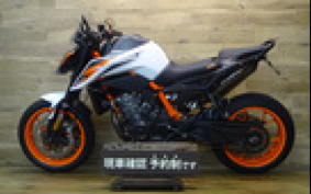 KTM 890 DUKE R 2021 TU940