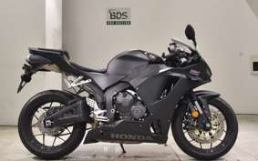 HONDA CBR600RR 2024 PC40