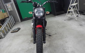 DUCATI SCRAMBLER ICON 2016