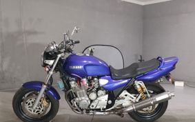 YAMAHA XJR1300 1999 RP01J