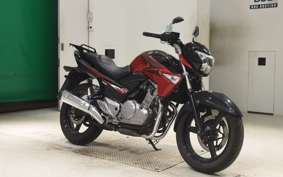 SUZUKI GSR250