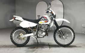 SUZUKI DR250R SJ45A