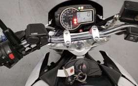 SUZUKI GSR750 2012 C5112