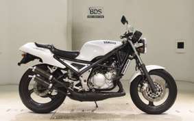 YAMAHA R1-Z 2013 3XC