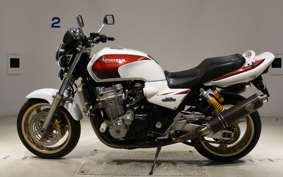 HONDA CB1300SF SUPER FOUR 2025 SC40