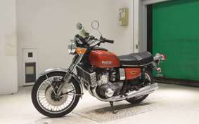 SUZUKI GT750 GT750