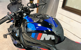 BMW M1000R 2023 0E81
