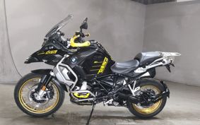 BMW R1250GS ADVENTURE 0M11