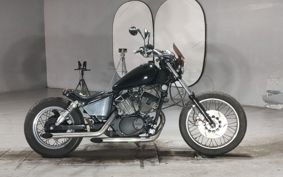 YAMAHA VIRAGO 250 3DM