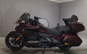 HONDA GL1800 TOUR DCT SC79