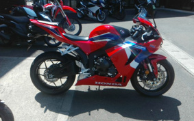 HONDA CBR600RR ABS 2022 PC40