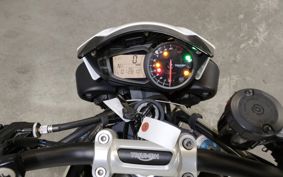 TRIUMPH TRIUMPH SPEED TRIPLE R TPN255
