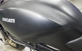 DUCATI MONSTER 400 IE 2005