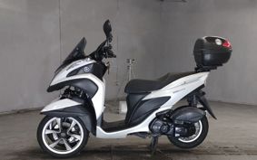 YAMAHA TRICITY 125 SE82J
