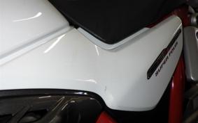 HONDA CB1300SF SUPER FOUR SP 2025 SC54