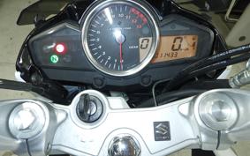 SUZUKI GSR250 2009
