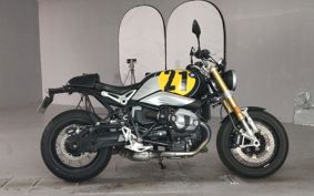 BMW R NINE T 0J01