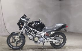 HONDA VTR 250 MC33
