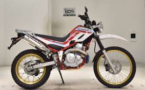 YAMAHA SEROW 250 Gen.3 2005 DG31J