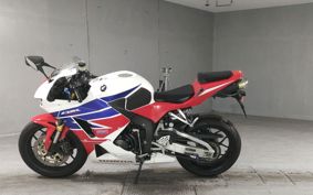 HONDA CBR600RR PC40