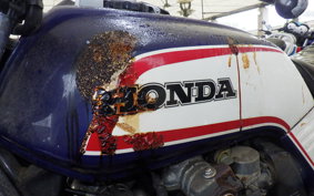 HONDA CB750F С 1984 RC04