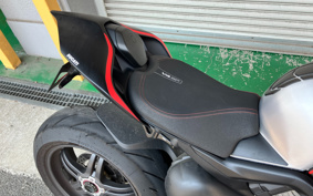 DUCATI  DUCATI  STREET  FIGHTER V4SP 2022 1F00