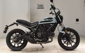 DUCATI SCRAMBLER SIXTY2 2021