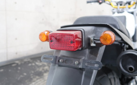 YAMAHA TW225 DG09J